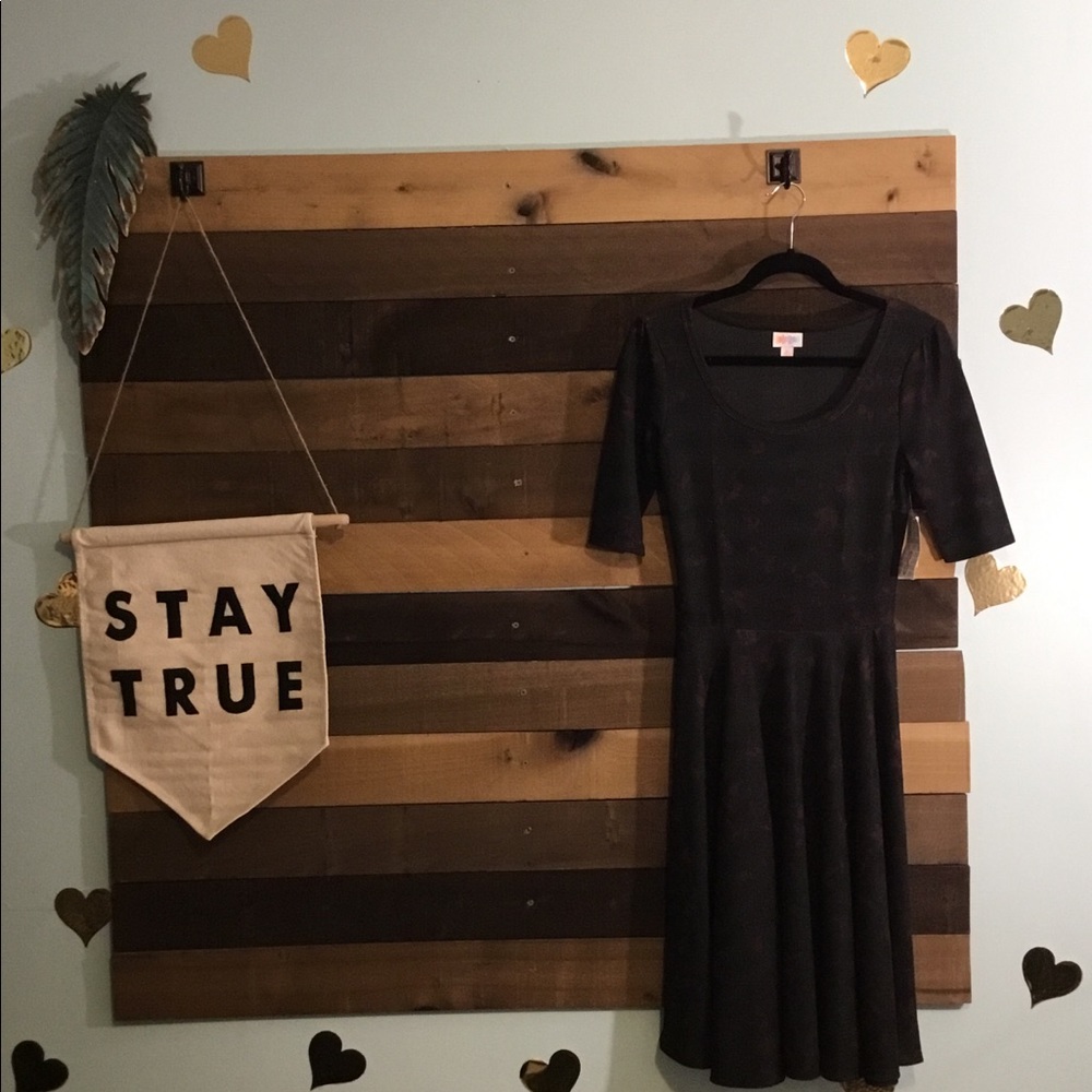 Lularoe Nicole dress NWOT